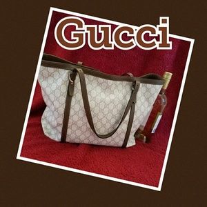 Gucci GG Supreme Tote
